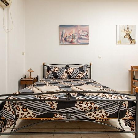 Central Cozy Apartment Спарти Екстериор снимка