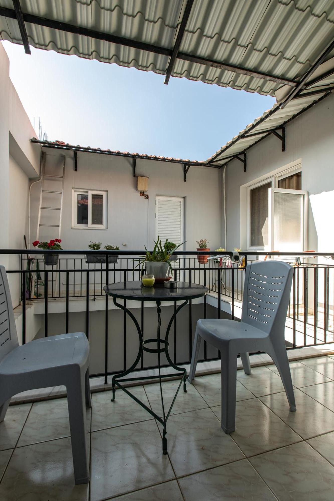 Central Cozy Apartment Спарти Екстериор снимка
